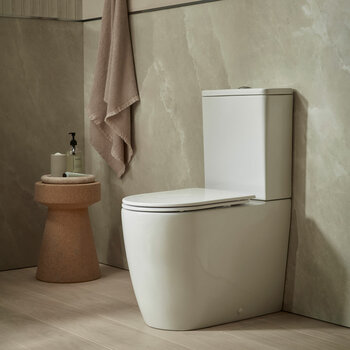 Tavistock Curve Closed Back Toilet With Cistern And Seat 620mm Tavistock Curve Closed Back Toilet With Cistern And Seat 620mm