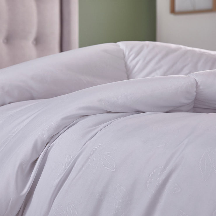 Silentnight Eco Comfort 13.5 Tog Duvet, Double Costco UK