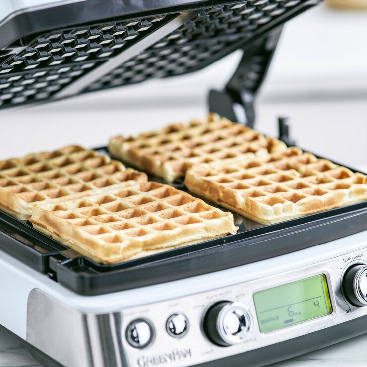 Lifestyle image of Greenpan contact grill Lifestyle image of Greenpan contact grill