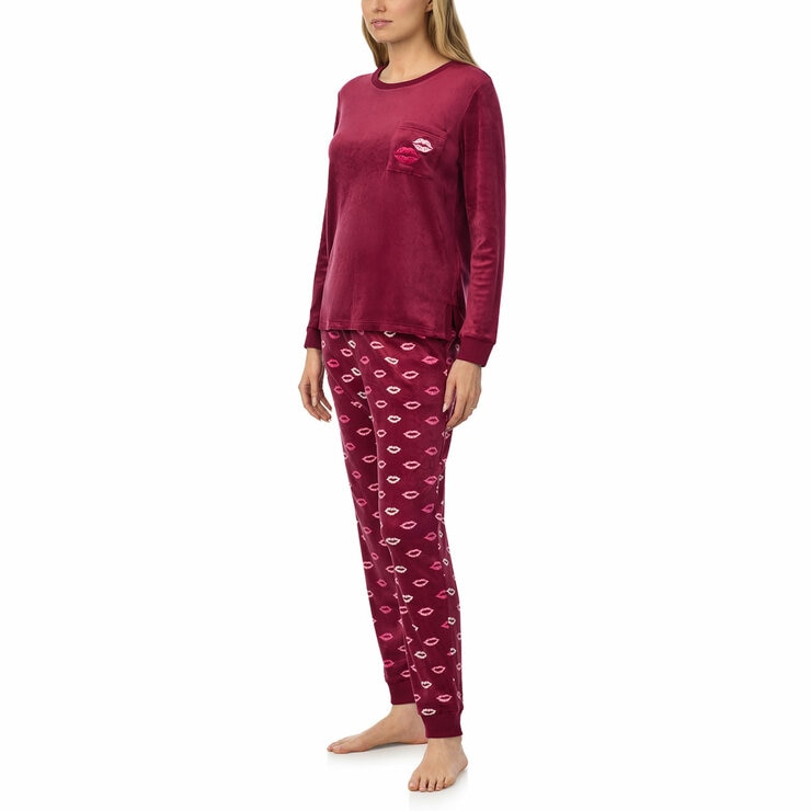 Jane & Bleecker Women's Silky Plush Pyjama Set in Burgundy Lips