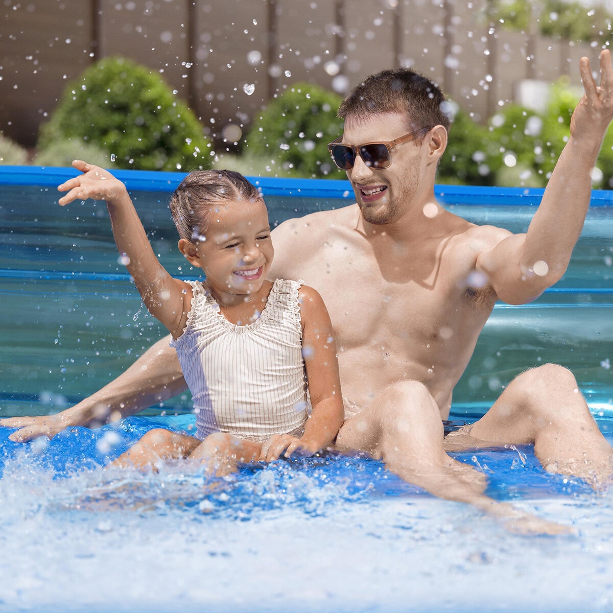 Family Lounge Pool Family Lounge Pool