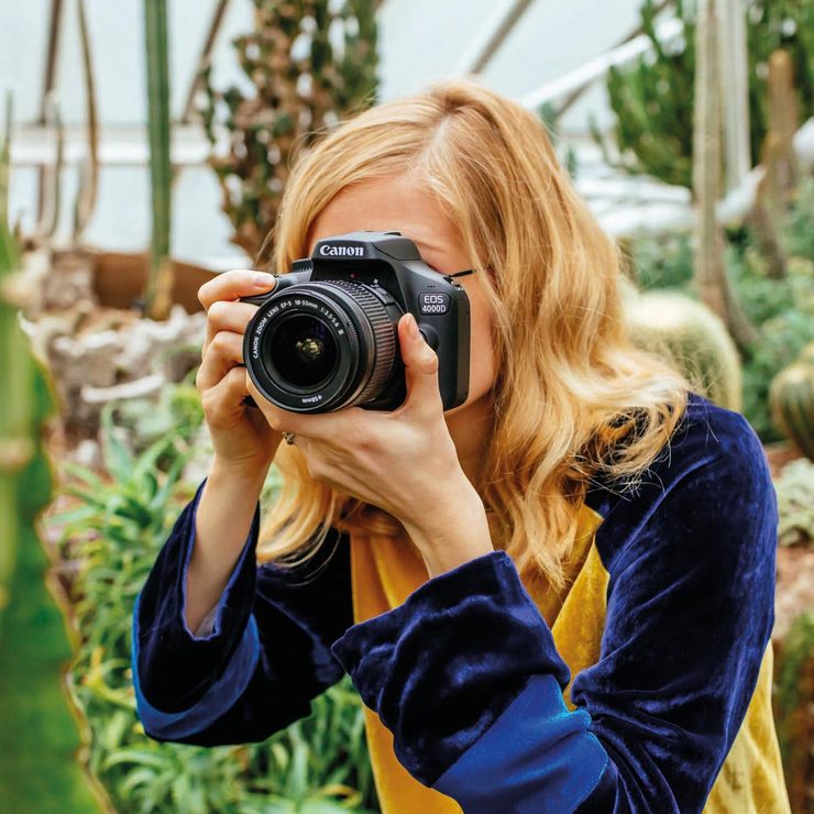 Canon 4000D DSLR Camera with EFS 1855mm f/3.55.6 III Lens, Canon bag