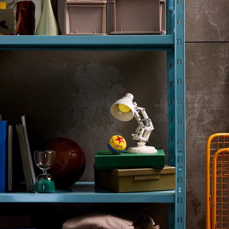 LEGO Disney Pixar Lamp - Model 21357 (18+ Years)