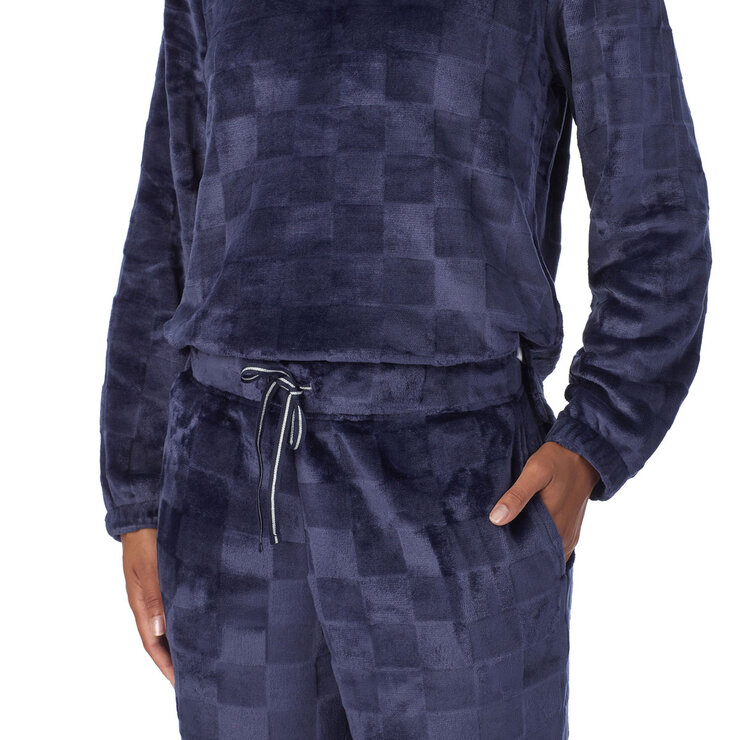 Jane & Bleecker Plush Lounge Set in Navy Jane & Bleecker Plush Lounge Set in Navy