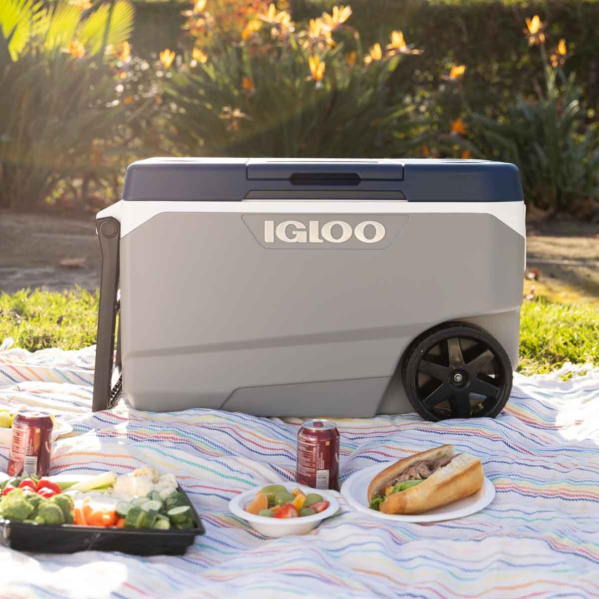 Igloo Max Cold Pro 85 Litre (90 US QT) Roller Cooler Box