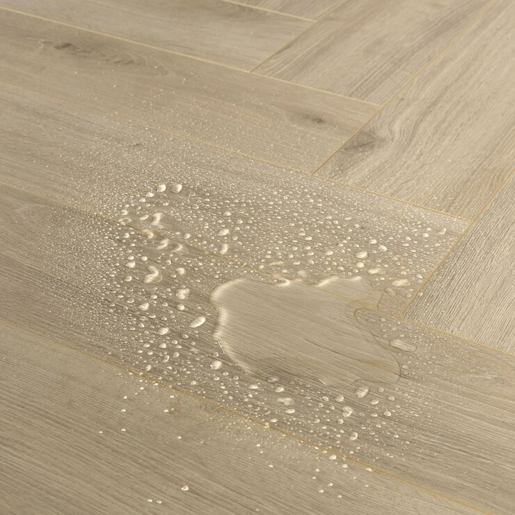 Golden Select Verona (Oak) Splash Shield AC5 Laminate Herringbone Flooring - 1.179² Per Pack