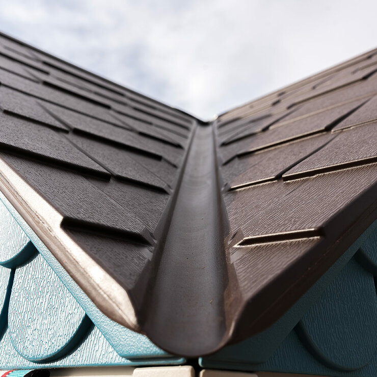 Lifestyle image showing the water resistant roof