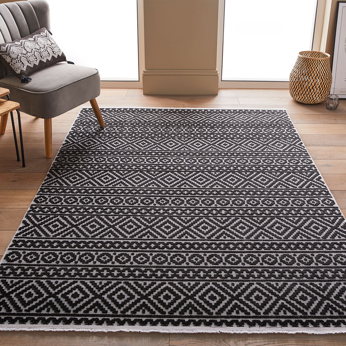 Concept Looms Jazz Deco Indoor / Outdoor Rug in Grey, 290 x 190 cm