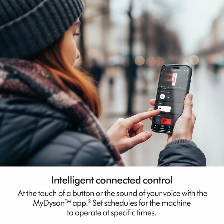 Lifestyle image of Dyson AM15 controlled via MyDyson app