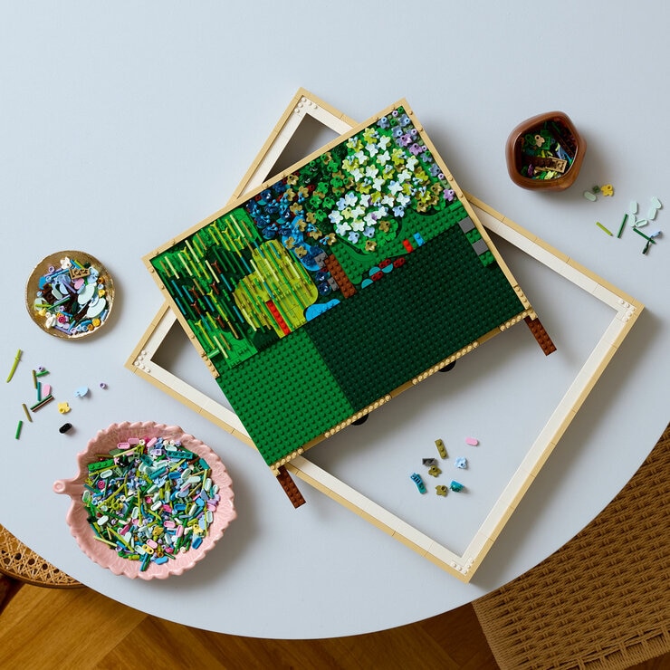 LEGO Art Claude Monet - Bridge over a Pond of Water Lilies - Model 31220 (18+ Years)