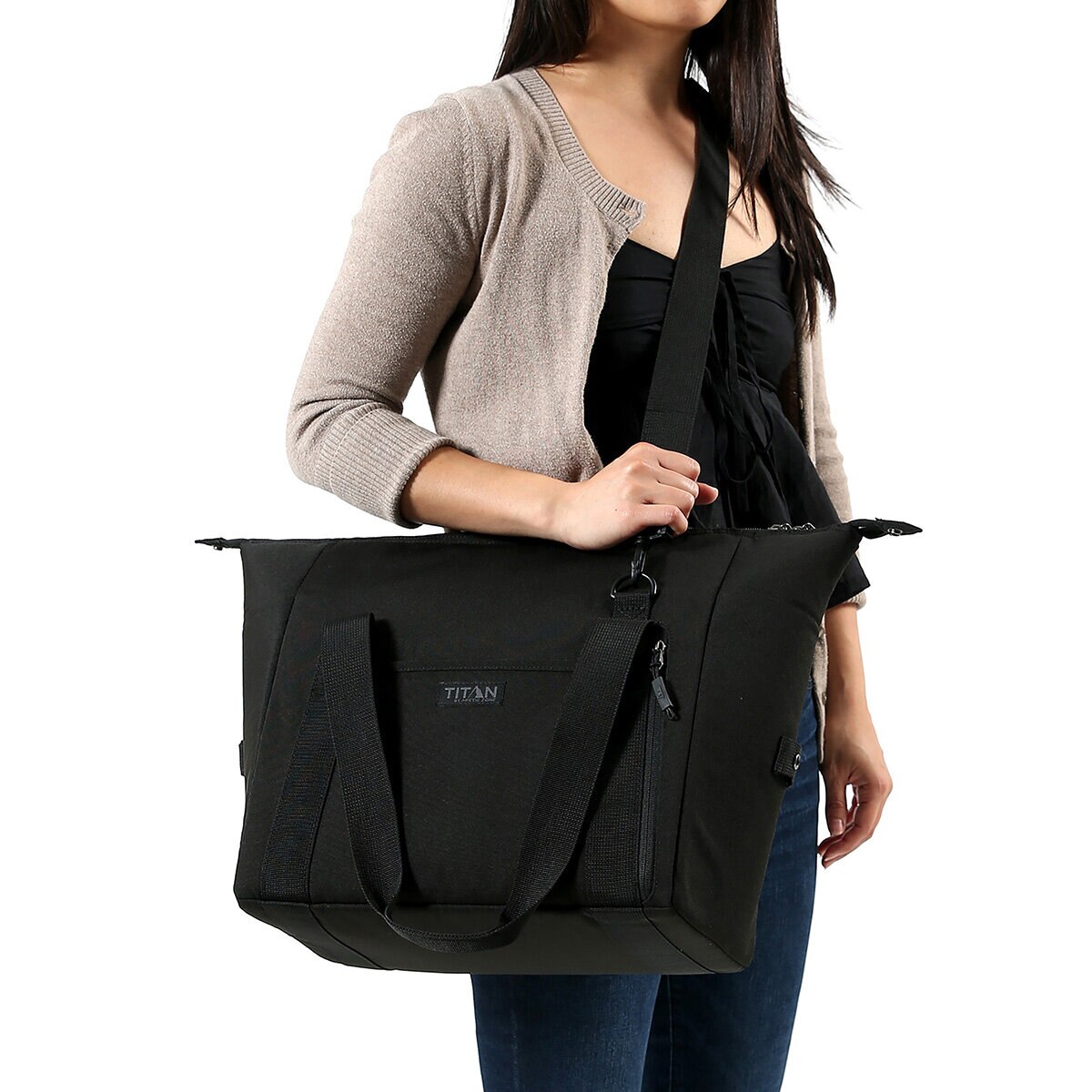 Titan Thermal Carrier in Black