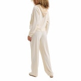 Juicy Couture Ladies 2 Piece Velour Lounge Set in Cream