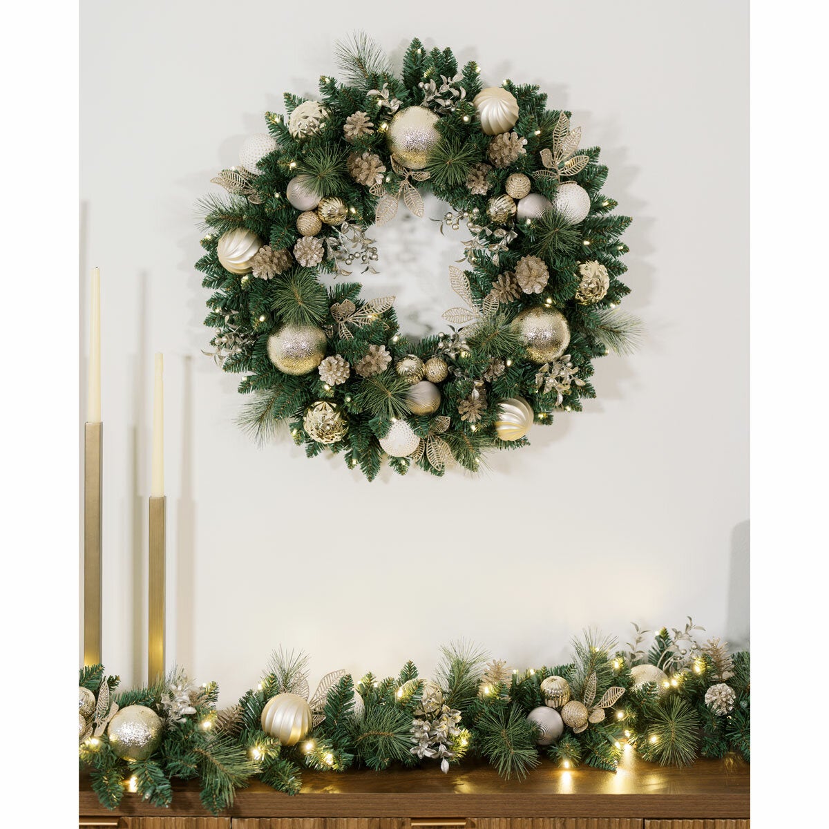 30 inch (76cm) Pre-Lit Decorated Wreath with 50 LED Lights in Metallic 30 inch (76cm) Pre-Lit Decorated Wreath with 50 LED Lights in Metallic