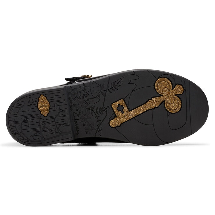 Clarks Kids Lock Magic Black Patent Shoes Clarks Kids Lock Magic Black Patent Shoes