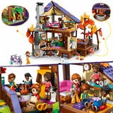 LEGO Friends Cozy Fall Forest Cabin - Model 42705 (9+ Years) LEGO Friends Cozy Fall Forest Cabin - Model 42705 (9+ Years)