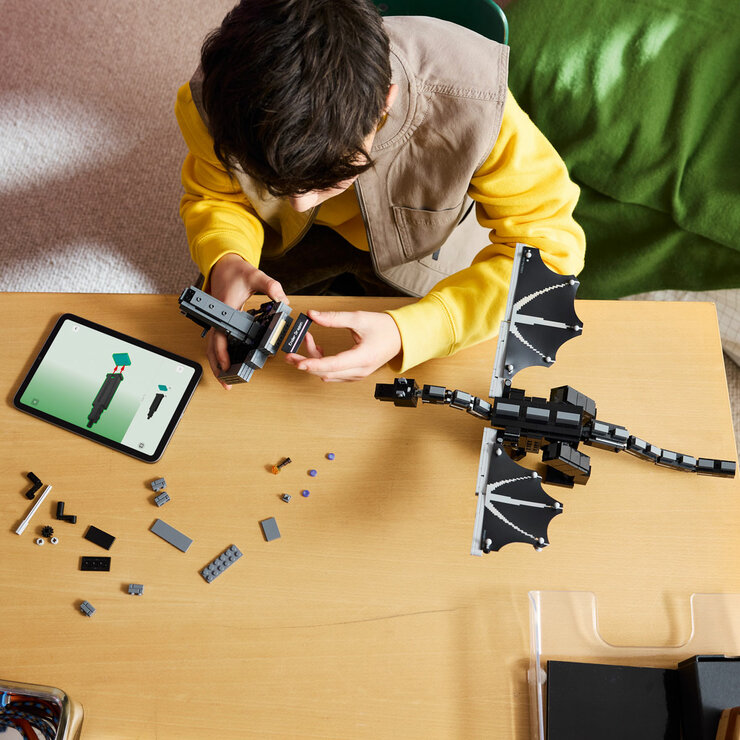 LEGO Minecraft The Ender Dragon - Model 21595 (10+ Years) LEGO Minecraft The Ender Dragon - Model 21595 (10+ Years)