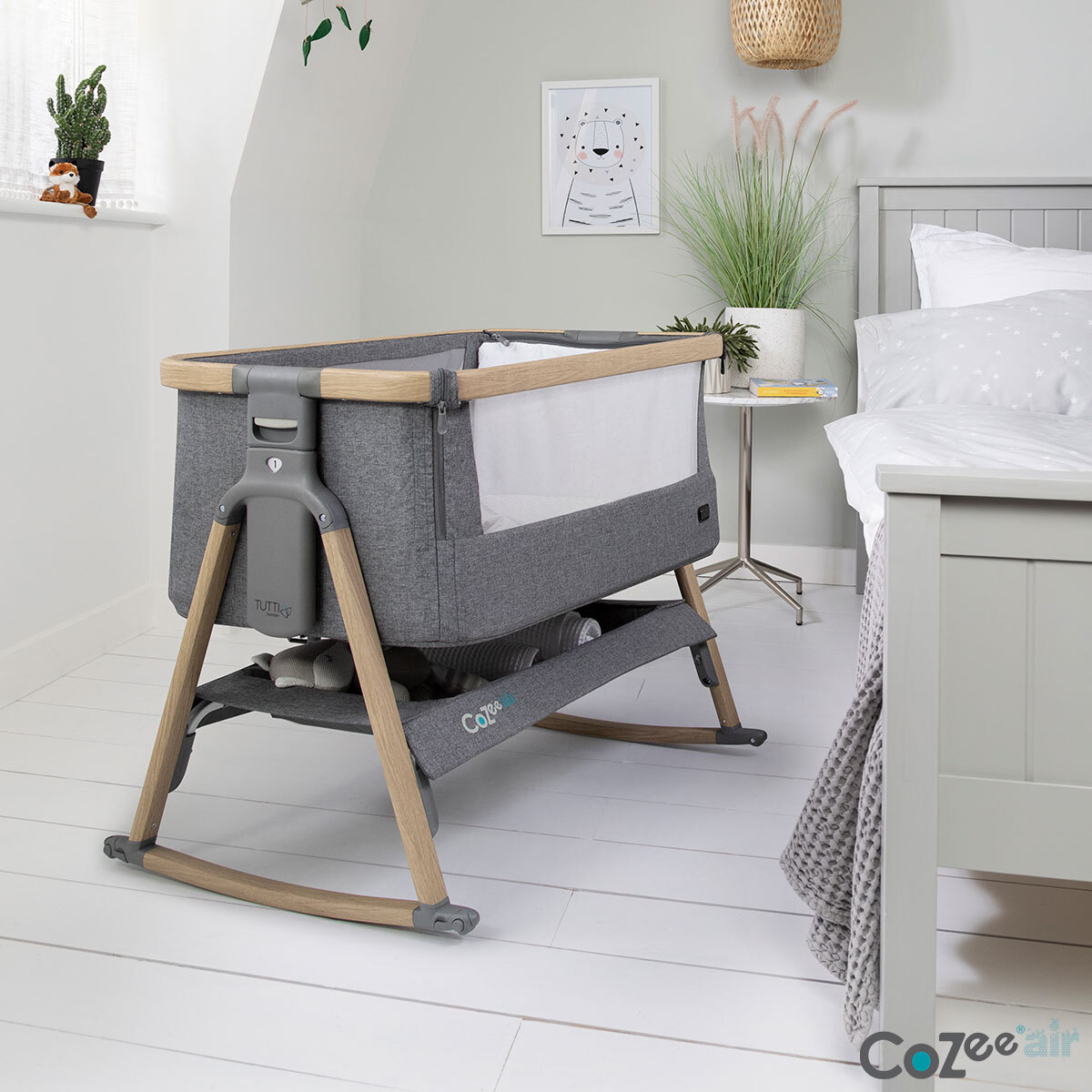 Tutti Bambini CoZee Air Bedside Rocking Crib, Oak & Charcoal