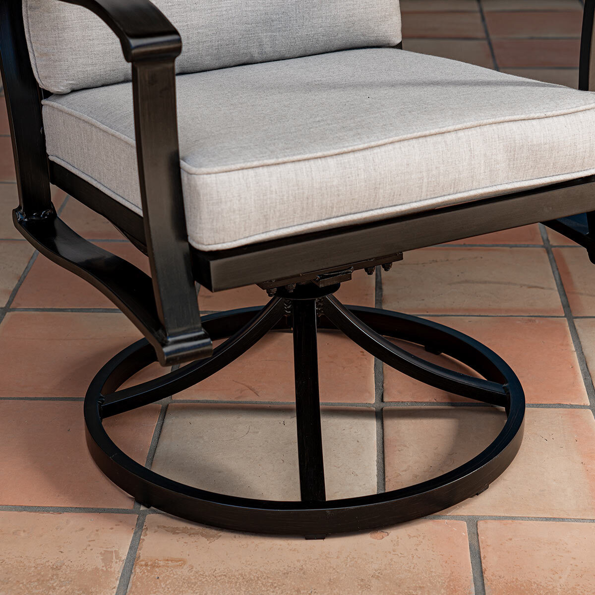 SunVilla Anita 9 Piece Cushioned Dining Patio Set + Cover Costco UK