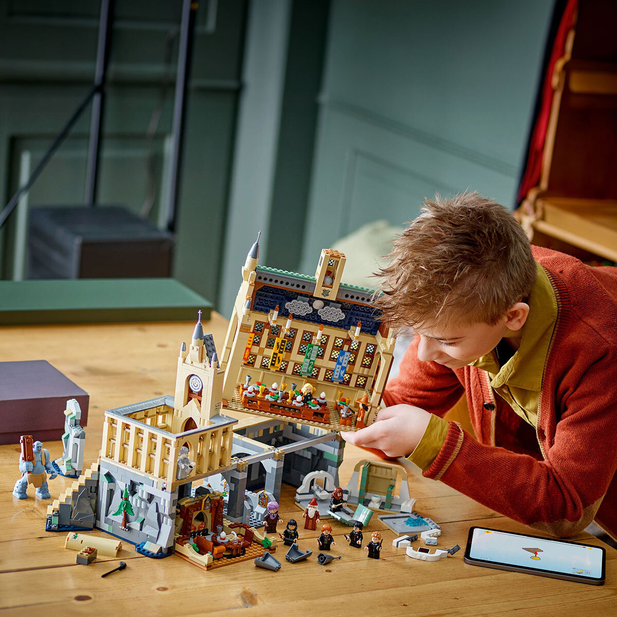 Lego Harry Potter Hogwarts Castle Lifestyle Image