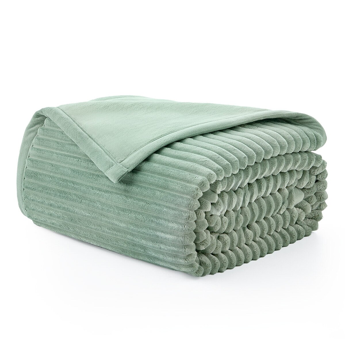 Casual Living Textured Plush Throw in Green, 127 x 177 cm