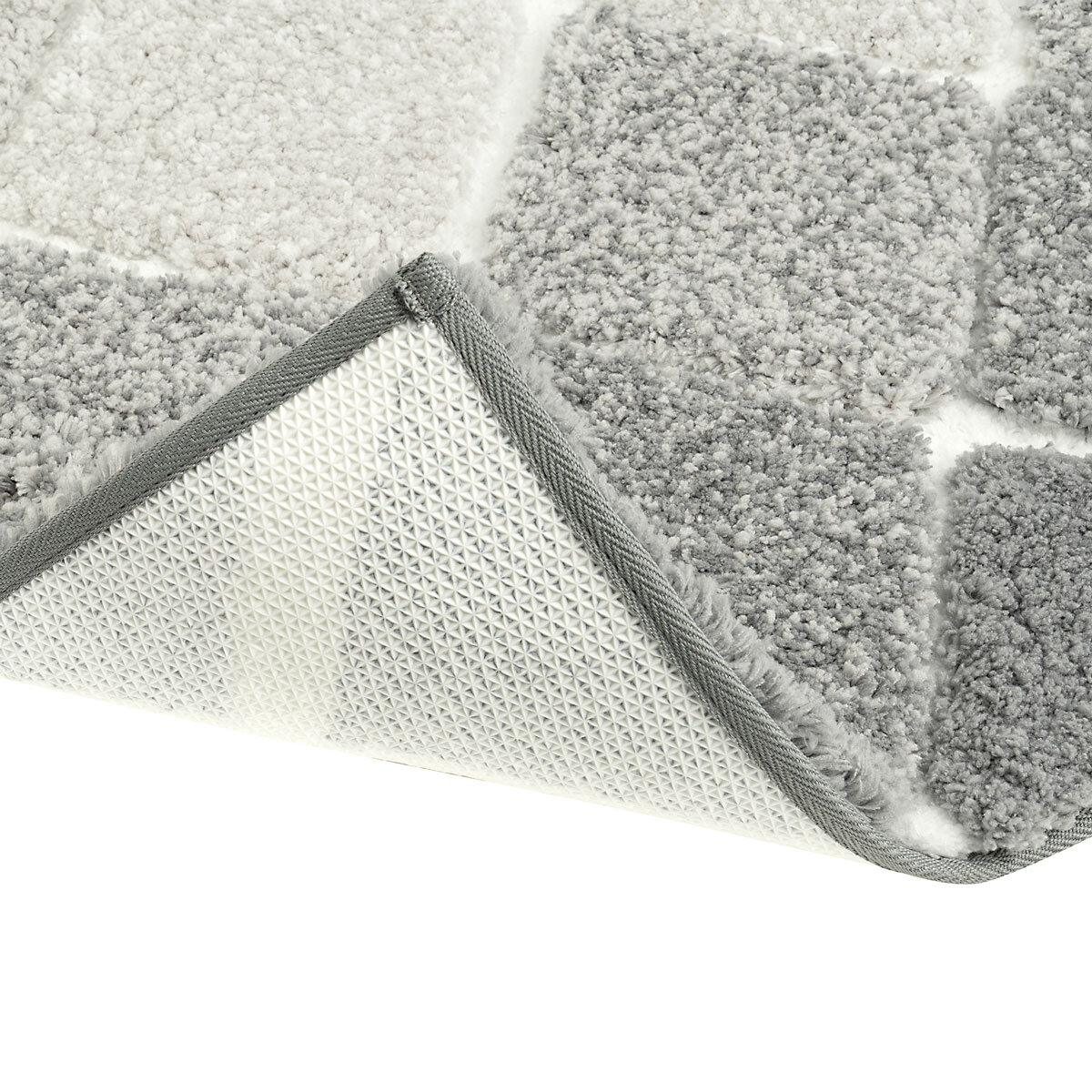 Mon Chateau Diamond Plush Bath Mat in Grey, 60 x 91 cm