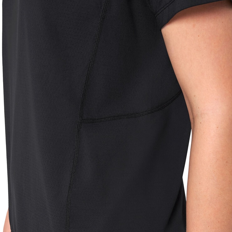 Mondetta Women's Raglan Active Tee in Black