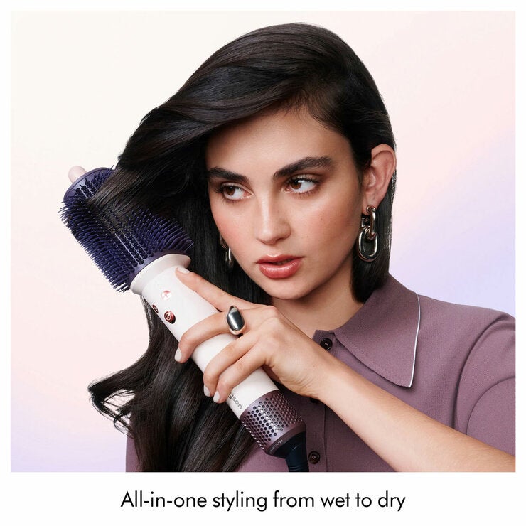 Image of model using the styling brush Image of model using the styling brush