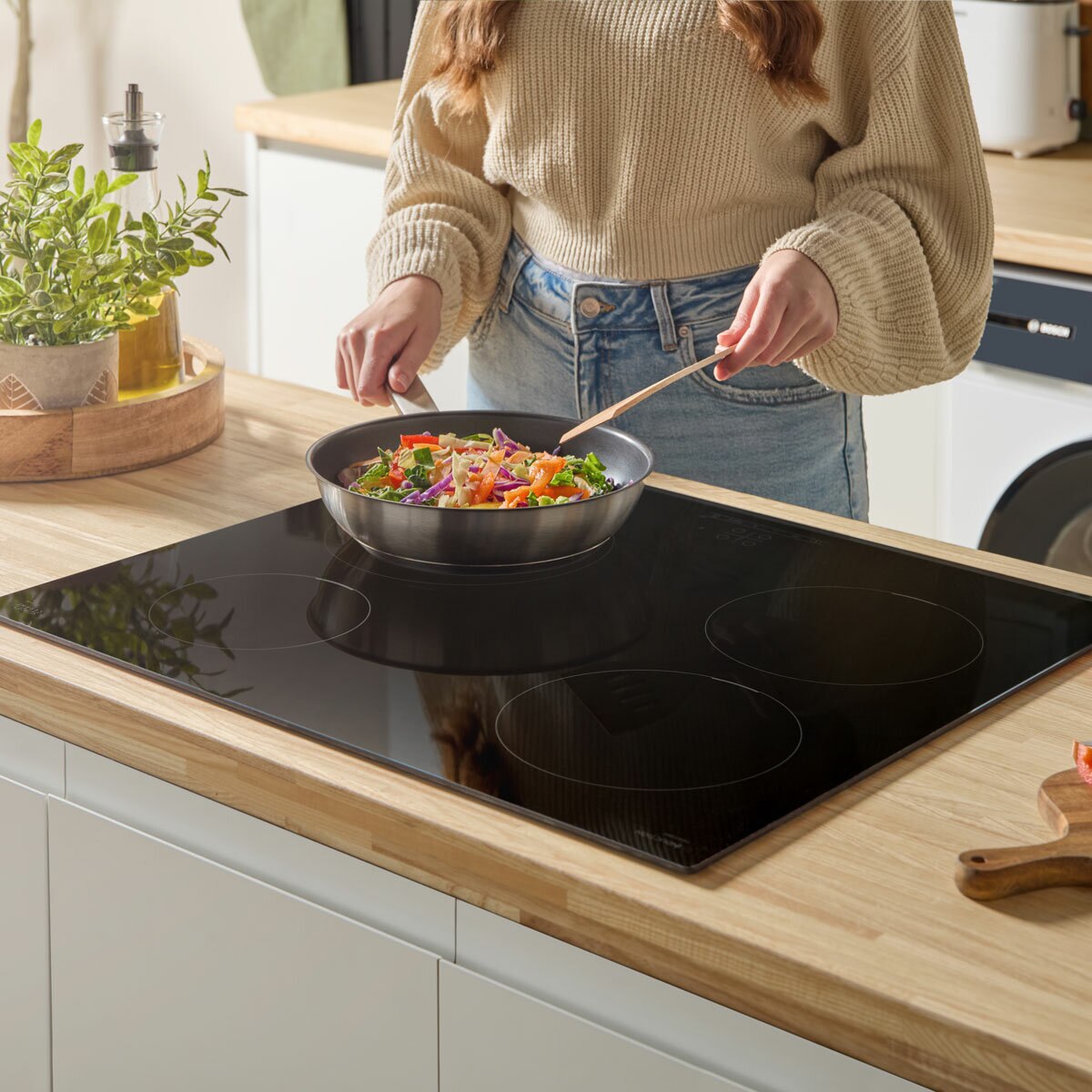 Bosch Series 4 PIE631BB5E 60cm Touch Control Induction Hob in Black