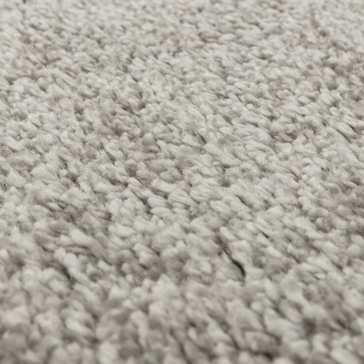 Atlas Shaggy Silver Rug, in 3 Sizes Atlas Shaggy Silver Rug, in 3 Sizes