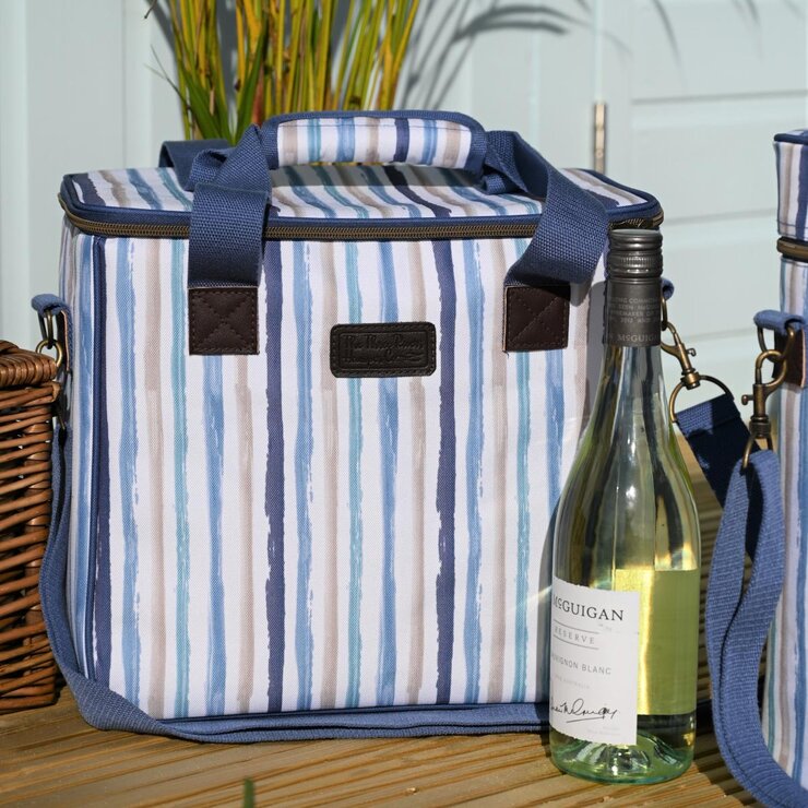 Navigate St Ives Family Cool Bag, 2 Bottle Bag & Picnic Blanket Bundle Navigate St Ives Family Cool Bag, 2 Bottle Bag & Picnic Blanket Bundle