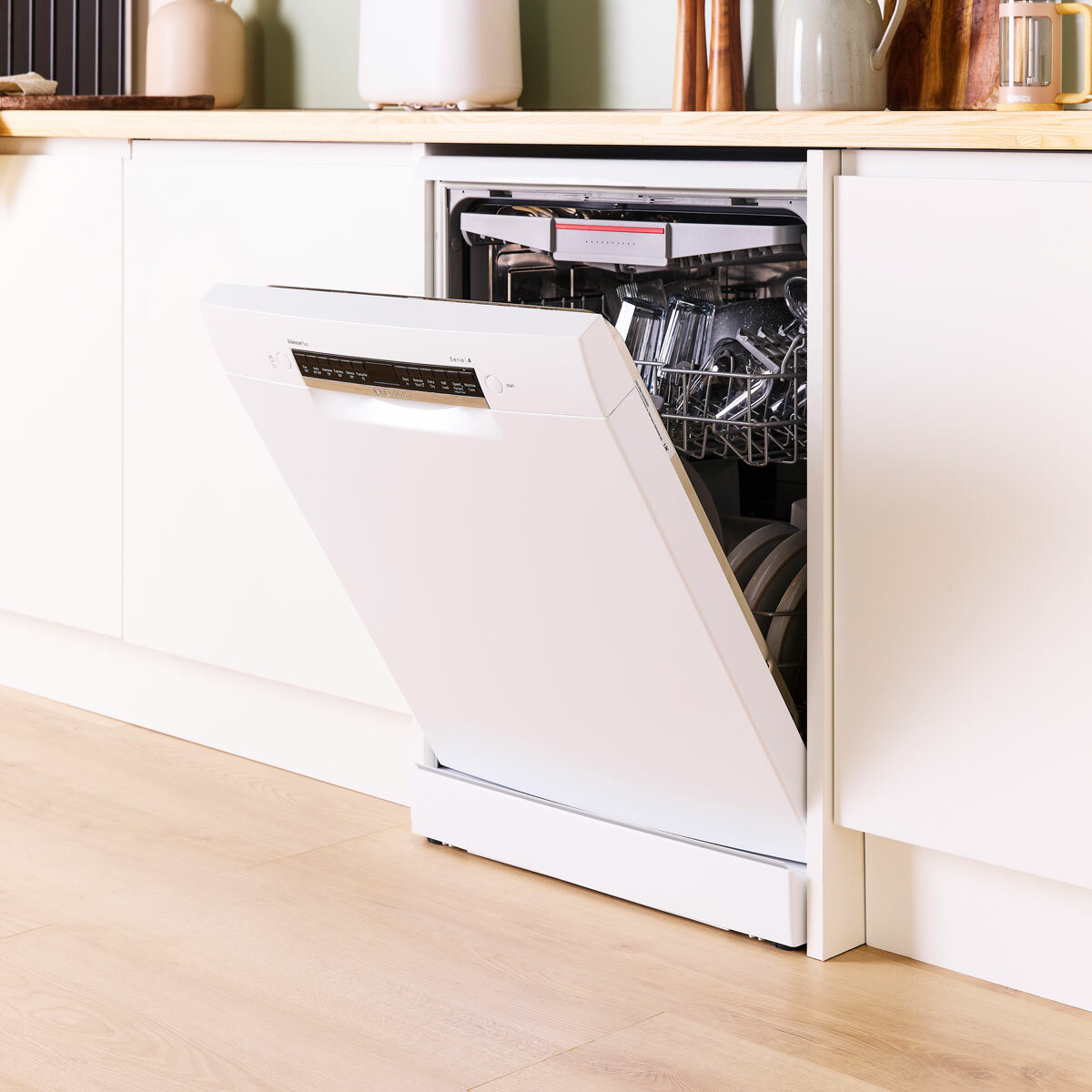 Bosch SMS4EMW06G Series 4 Freestanding 14 Place Setting Dishwasher, B Rated in White