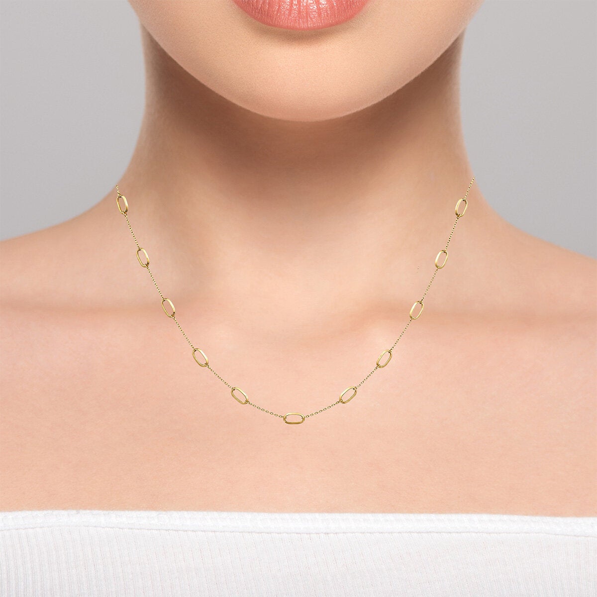 14ct Yellow Gold Paperclip Station Necklace 14ct Yellow Gold Paperclip Station Necklace