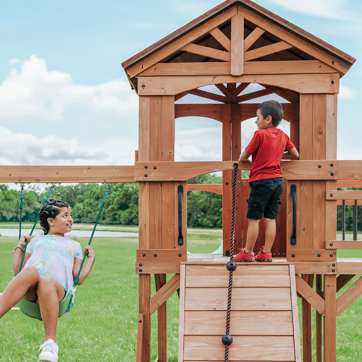 Backyard Discovery Sterling Point Swing Set & Playcentre (3-10 Years)