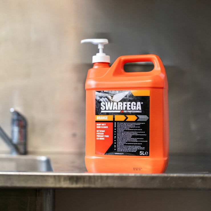 Lifestyle Image of Swarfega 5L Orange Hand Cleanser by the sink