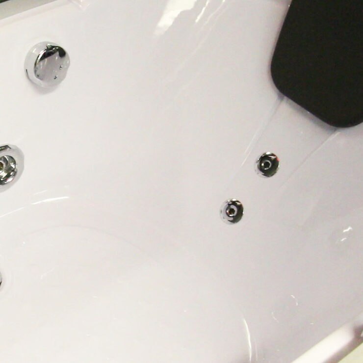 insignia whirlpool bath
