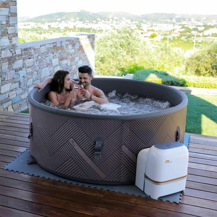 MSpa Mono 138-Jet 6 Person Hot Tub