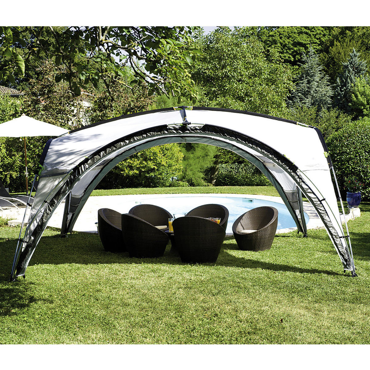 Coleman 15 x 15ft (4.6 x 4.6m) Deluxe Event Shelter