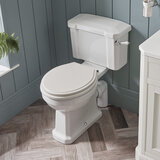 VITORIA CLOSED COUPLED PAN, CISTERN AND WHITE SEAT