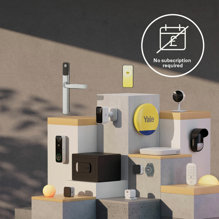 Yale Conexis L2 Smart Lock in Black with 4 Tags