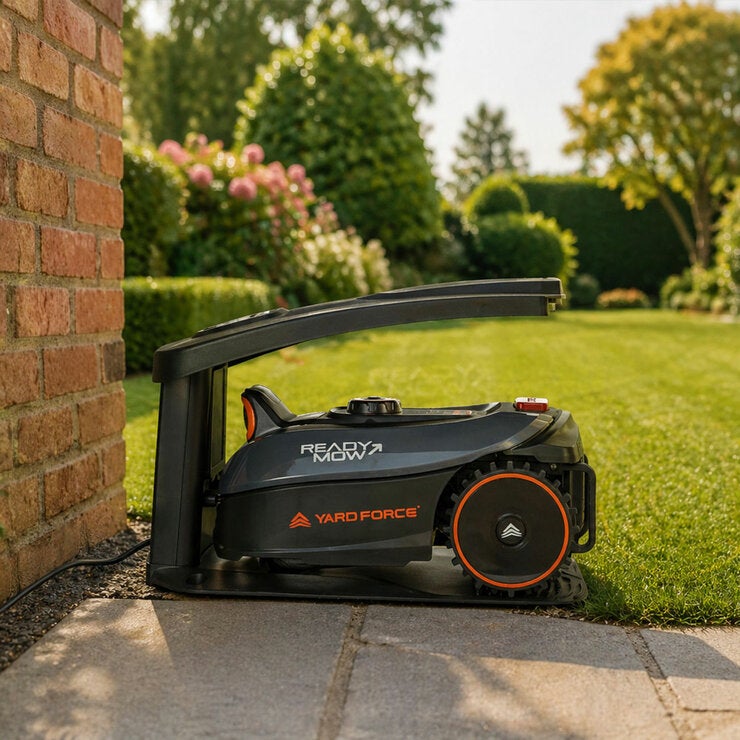 Yard Force Ivision I600 Robotic Lawnmower + Charging Station (600m² cutting area) Yard Force Ivision I600 Robotic Lawnmower + Charging Station (600m² cutting area)