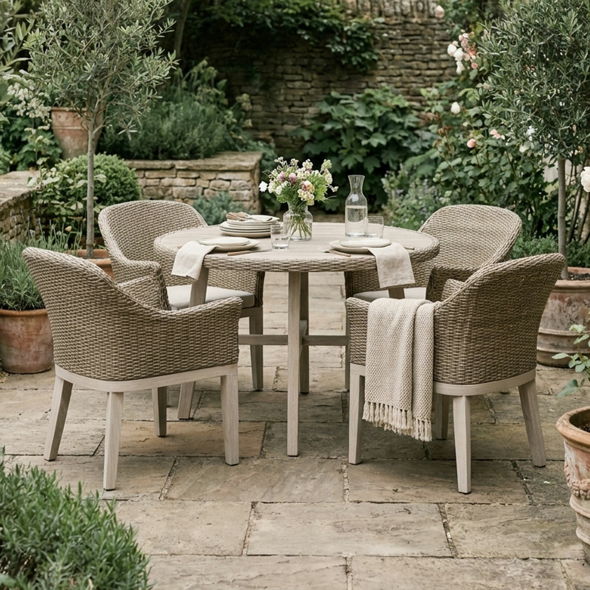 Kettler Avora 5 Piece Dining Set Kettler Avora 5 Piece Dining Set