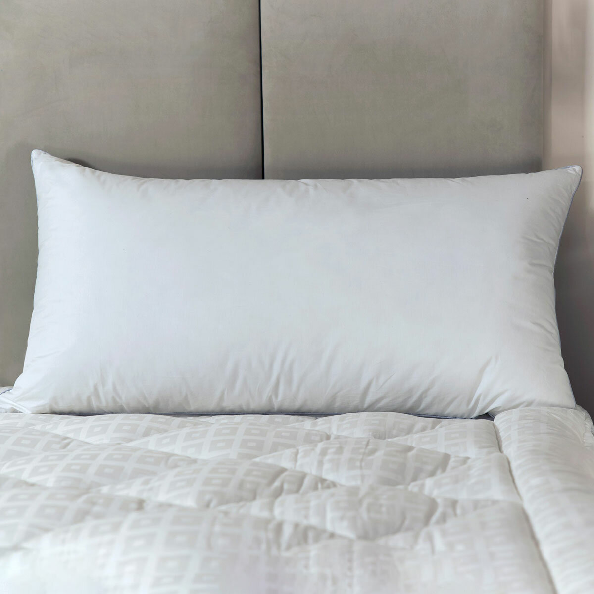 Hotel Suite Microfibre King Size Pillow
