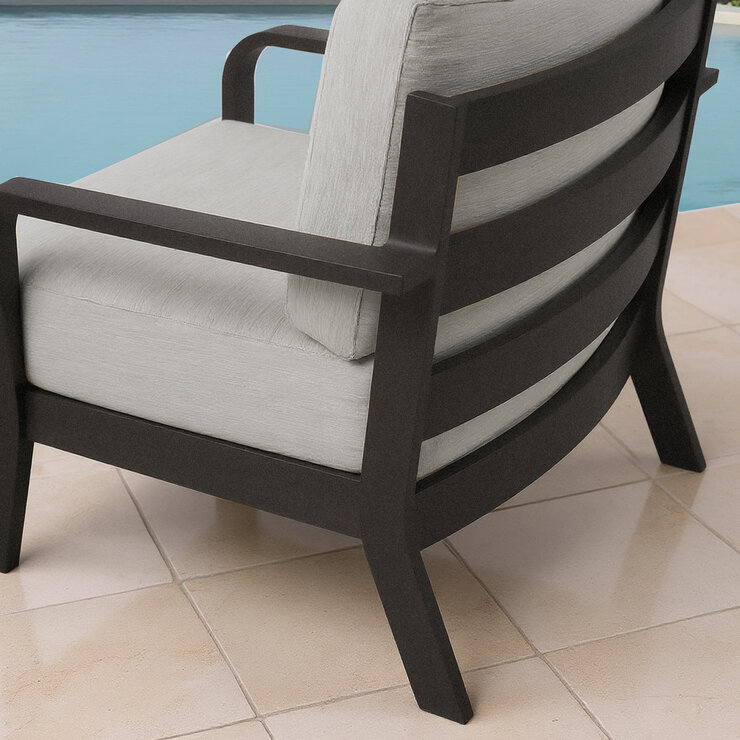 MoDe Living Calgary 4 Piece Deep Seating Set + Cover