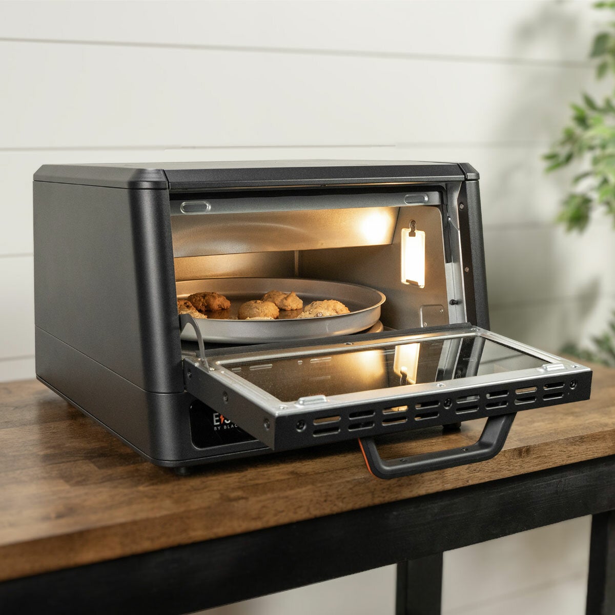 Blackstone E-Series Electric Pizza & Air Fryer Oven Blackstone E-Series Electric Pizza & Air Fryer Oven