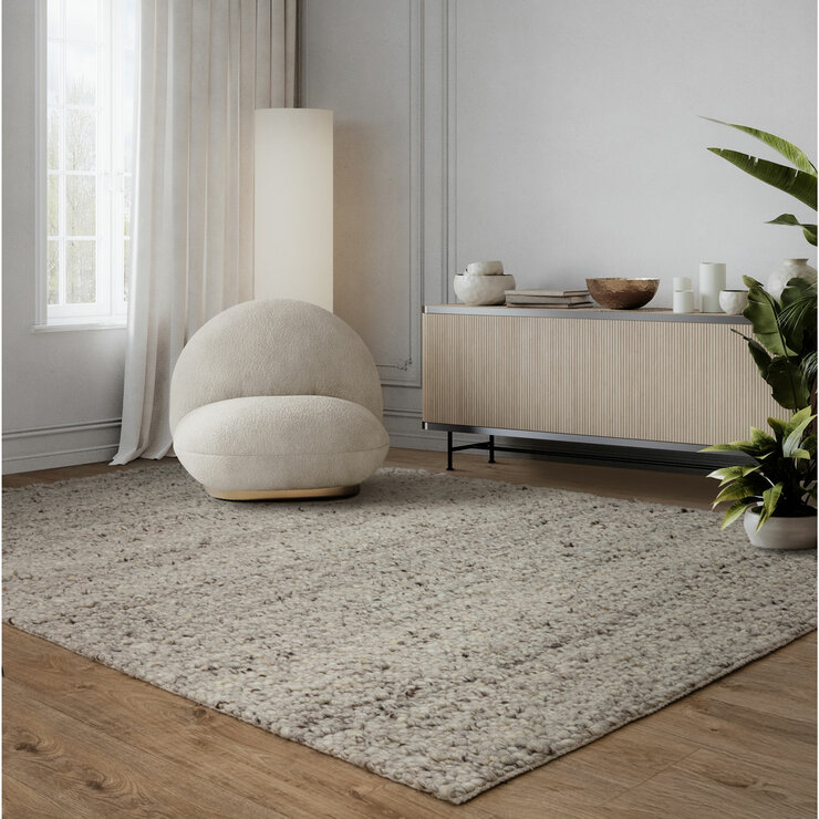 Adler Bouclé Wool Silver Rug, in 3 Sizes Adler Bouclé Wool Silver Rug, in 3 Sizes