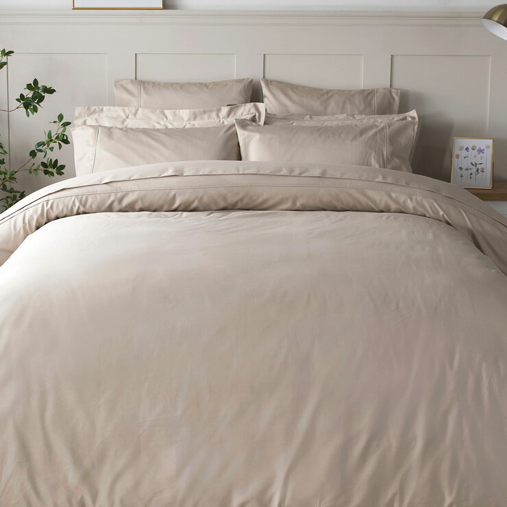 Belledorm 600 Thread Count Cotton Taupe Duvet Cover Set in 3 Sizes