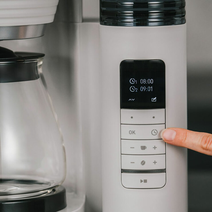 Close up Lifestyle image of Melitta AromaFresh Gind & Brew Coffee Machine of controls