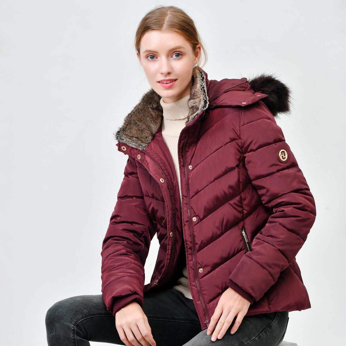 Harvey & Jones Shelley Women's Jacket in Plum Costco UK