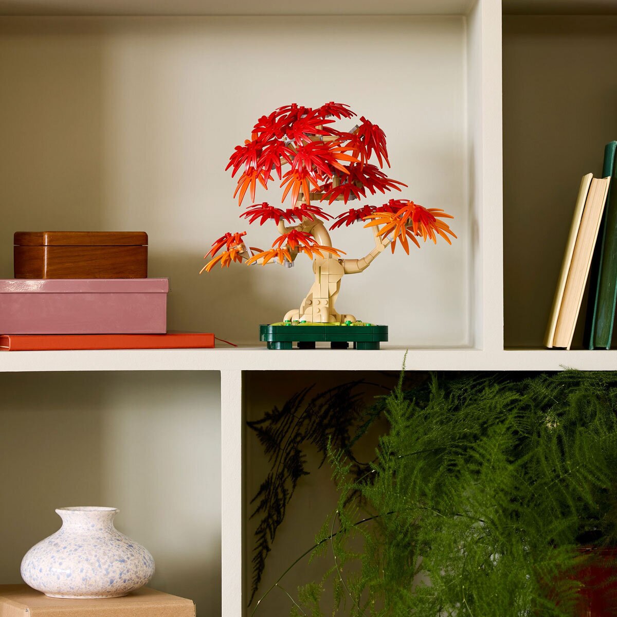 LEGO Botanicals Japanese Red Maple Bonsai Tree - Model 10348 (18+ Years)