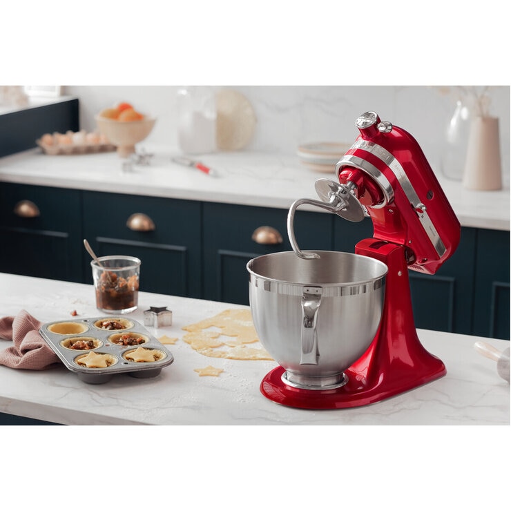 KitchenAid Artisan Stand Mixer 4.8L in Candy Apple SM175, 5KSM175PSBCA KitchenAid Artisan Stand Mixer 4.8L in Candy Apple SM175, 5KSM175PSBCA